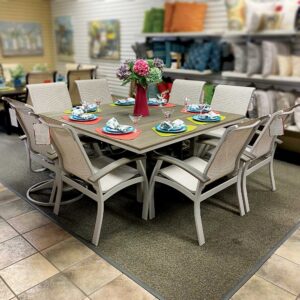 Telescope Belle Isle Square Dining