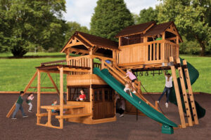 Titan Treehouse XL 10