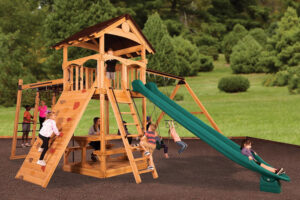 Titan Treehouse XL 2