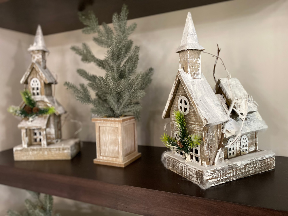 Church-Mantle