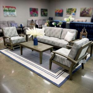 Lloyd Flanders Frontier Cushion