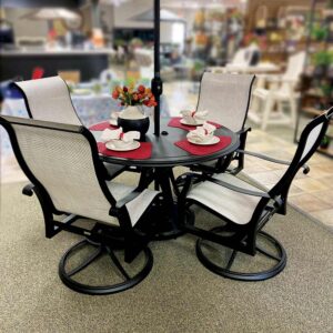 Woodard Cortland Dining